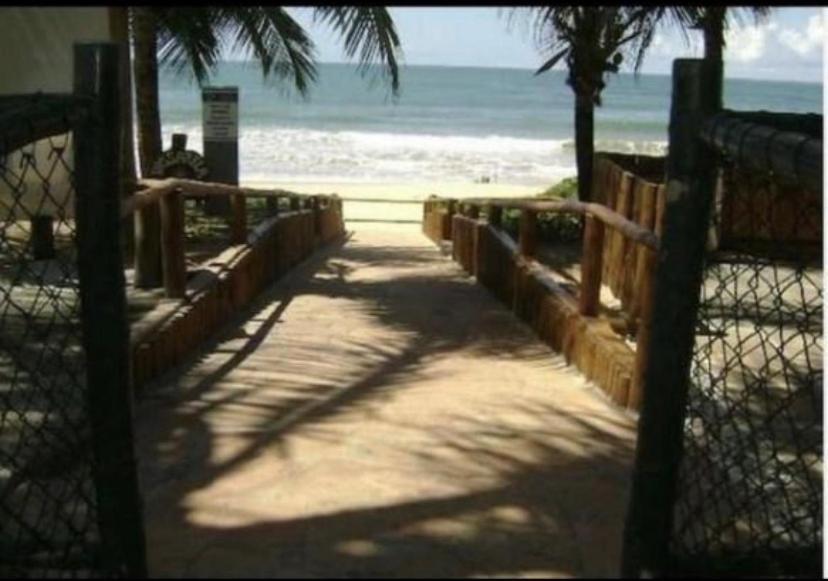 Apartamento Temporada Pé Na Areia Guarajuba Exterior foto